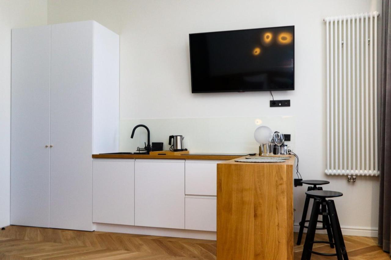 Once Apartment *
